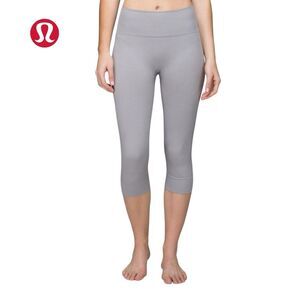 Lululemon Seamessly Street Crop Light Gray Pants Leggings Size 6